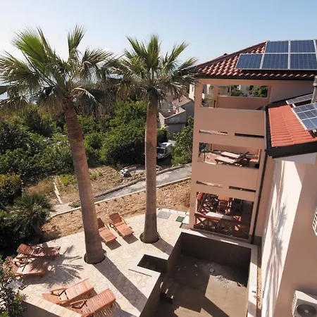 Luxury With A Swimming Pool - Gonar, Rab - 15575 * Supetarska Draga