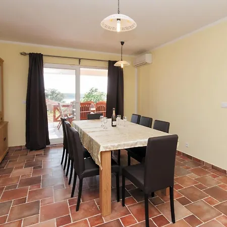 Luxury With A Swimming Pool - Gonar, Rab - 15575 *