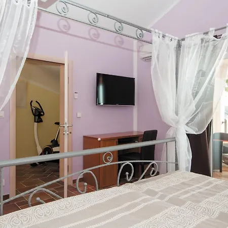 Luxury With A Swimming Pool - Gonar, Rab - 15575 Villa *