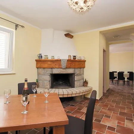 Luxury With A Swimming Pool - Gonar, Rab - 15575 Supetarska Draga