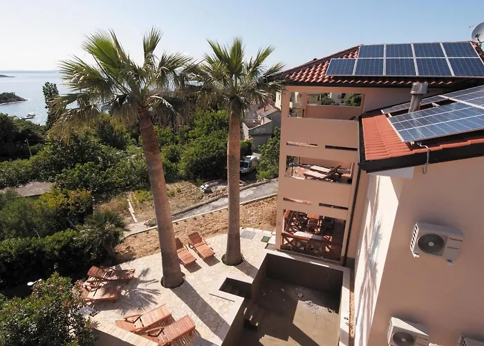 Luxury With A Swimming Pool - Gonar, Rab - 15575 * Supetarska Draga